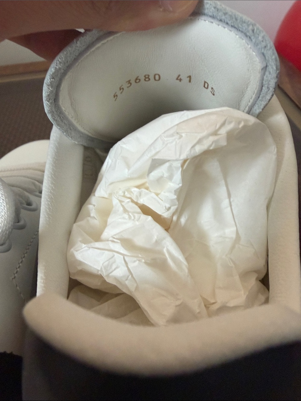 Alexander McQueen White and Black Leather Platform Sneakers with Gold Logo - Picture 3 of 3